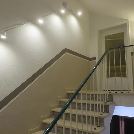 Kampstrasse 6 *